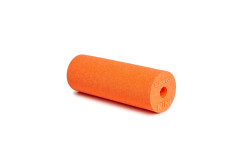 Roller do masażu roller gładki 15x5,5 cm Blackroll Mini twardość średnia