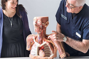 Jak ważna jest nauka anatomii? Nadrzędna kwestia w fizjoterapii i osteopatii.